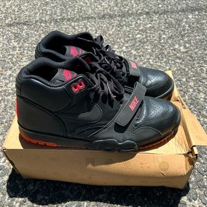 Nike Air Trainer 1 “Revis Island”